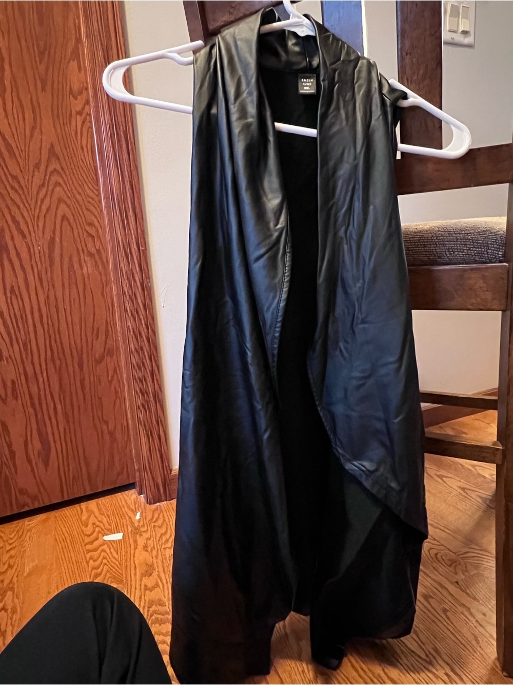 SHEIN Black Sleeveless Faux Leather Drape Vest